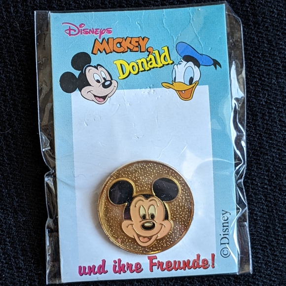 Mickey, Donald, Goofy ProPins - Picture 5 of 12